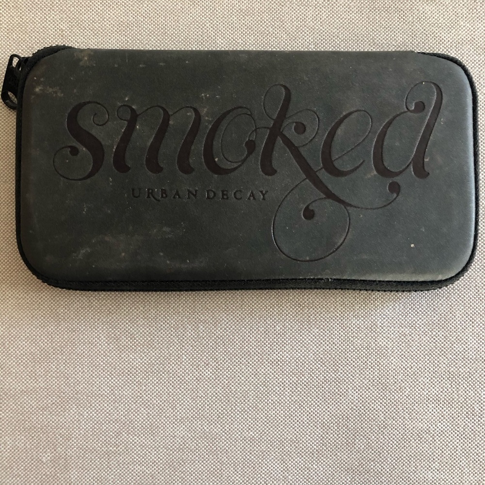 Urban Decay smoked palette